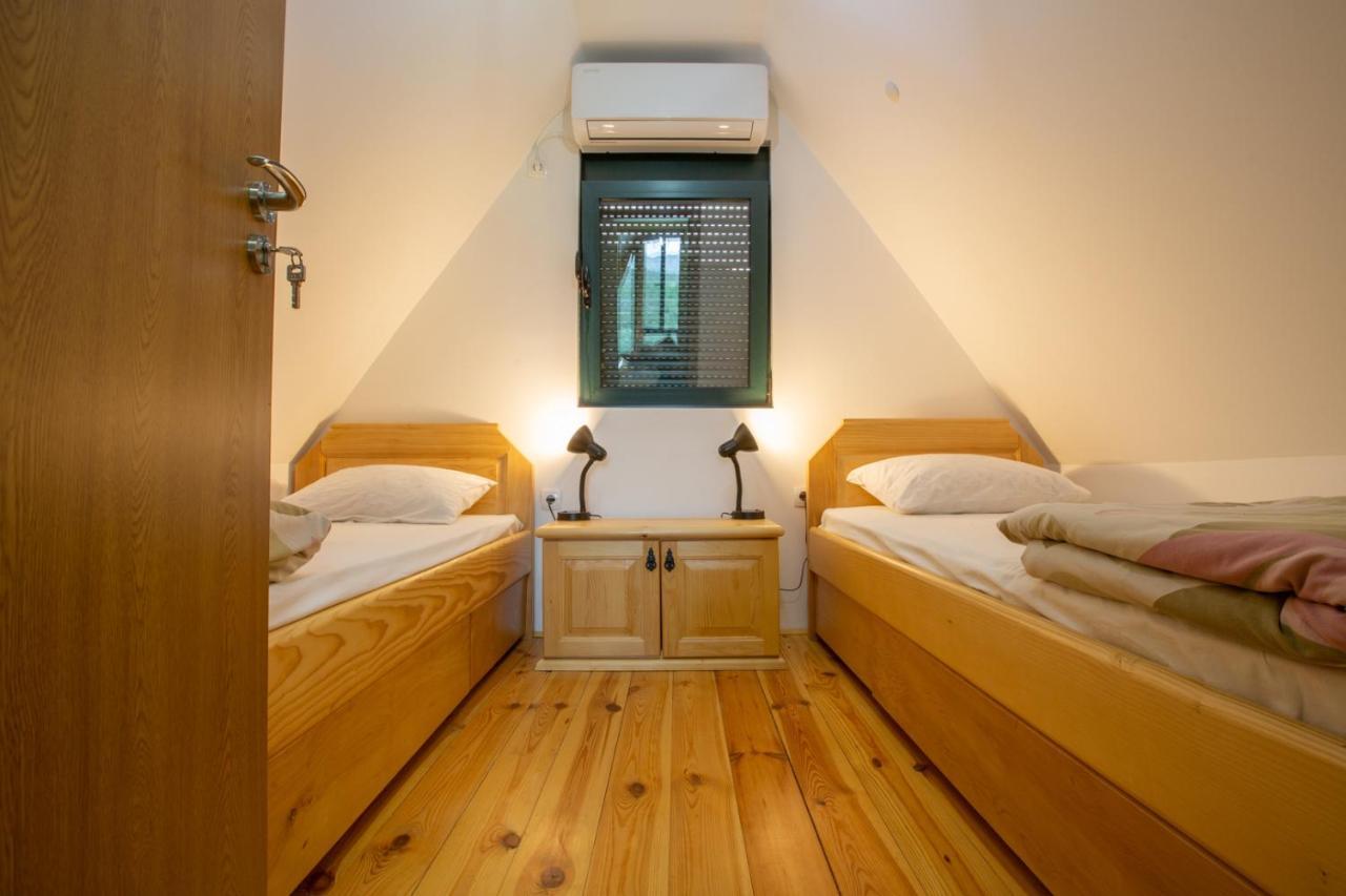 Cozy House Ostrog Guest House Niksic Exterior photo